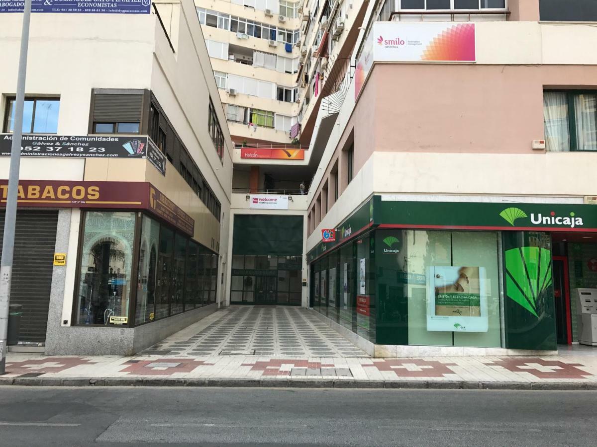伊莎贝尔马诺亚公寓 托雷莫利诺斯 外观 照片